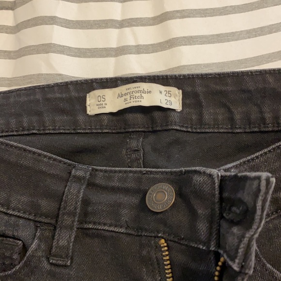 Abercrombie mid rise skinny jean - Picture 4 of 4